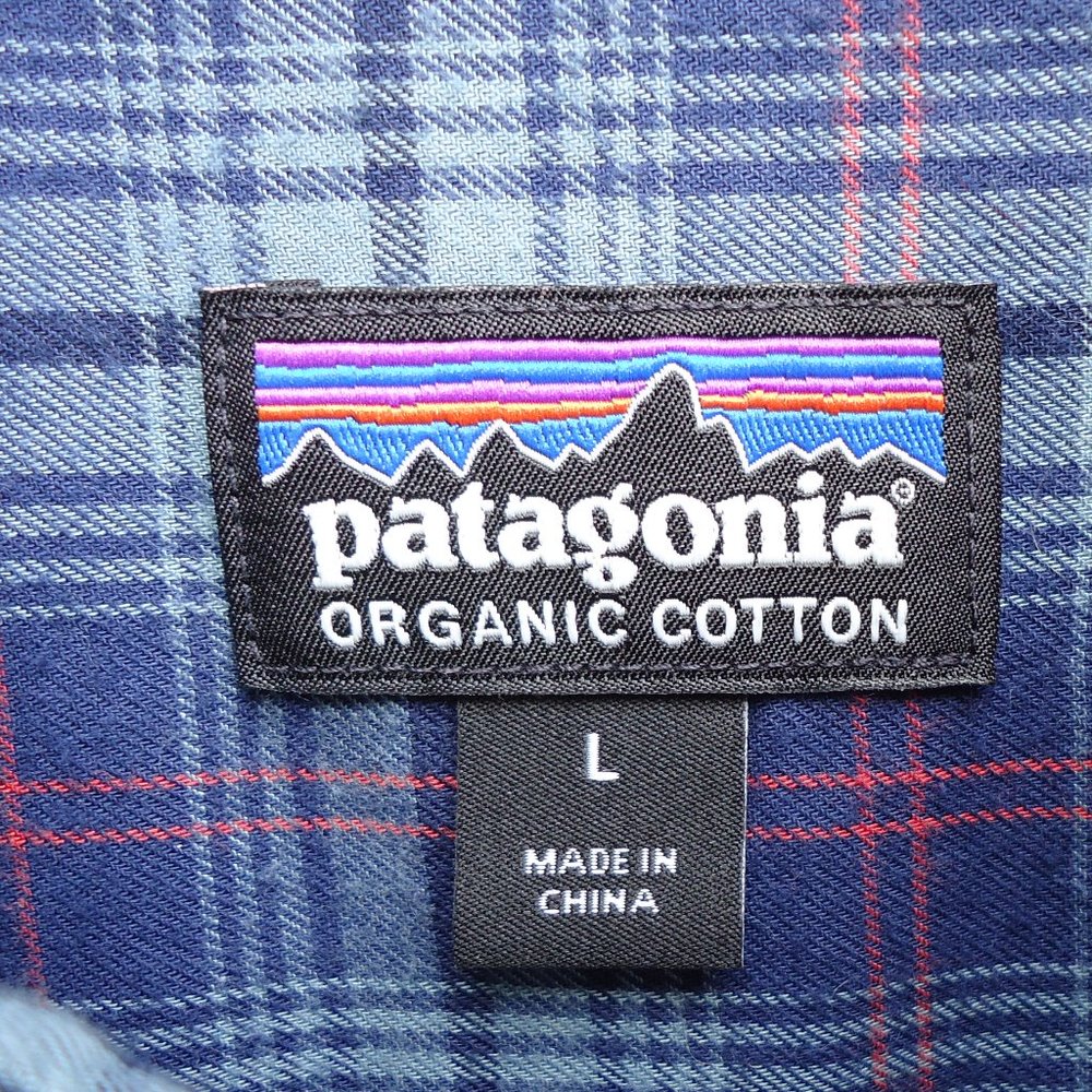 SIZE L. PATAGONIA 100% organic cotton flannel shirt. - Picture 15 of 16